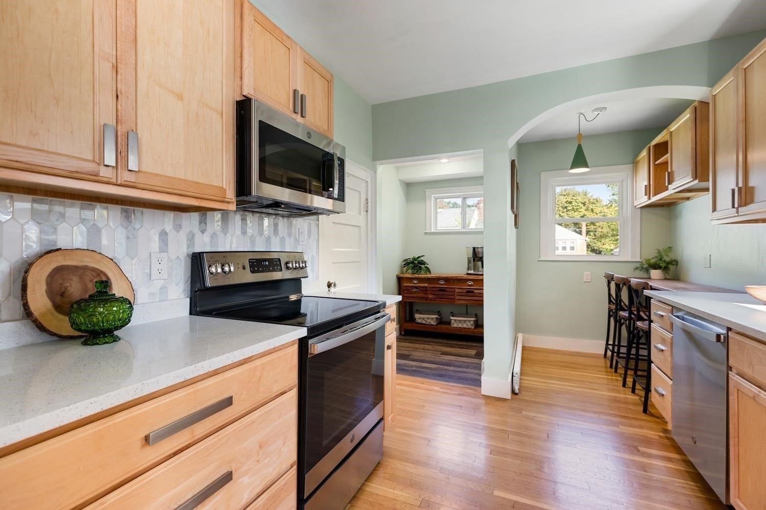 51 Sherwood Rd, Medford, MA, 51 Sherwood Rd, Medford, MA Photo #13