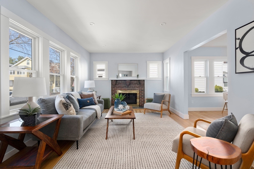 16-18 Walnut St