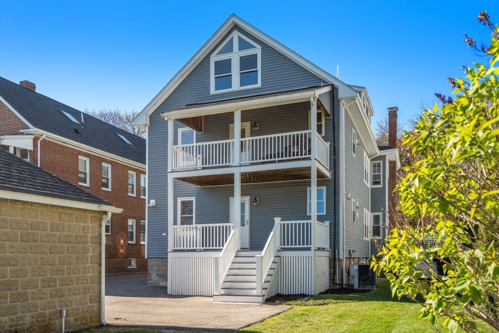 16-18 Walnut St