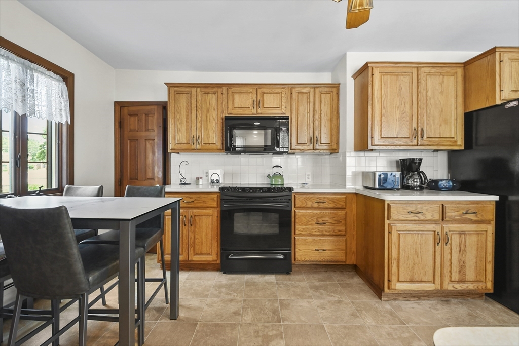 9 Aspinwall Avenue