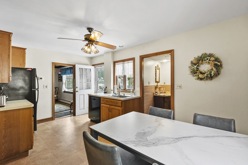 9 Aspinwall Avenue