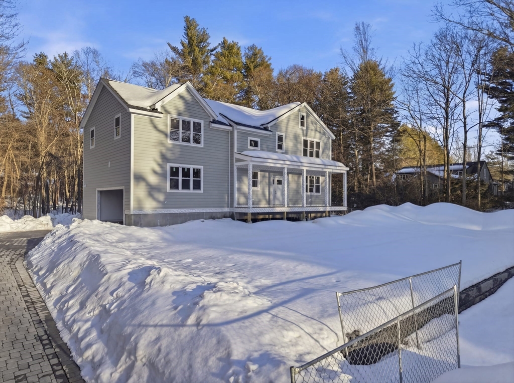 58 Massasoit Ave