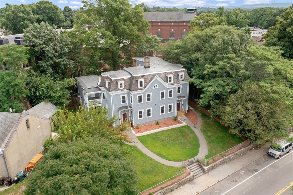 240 Norfolk St