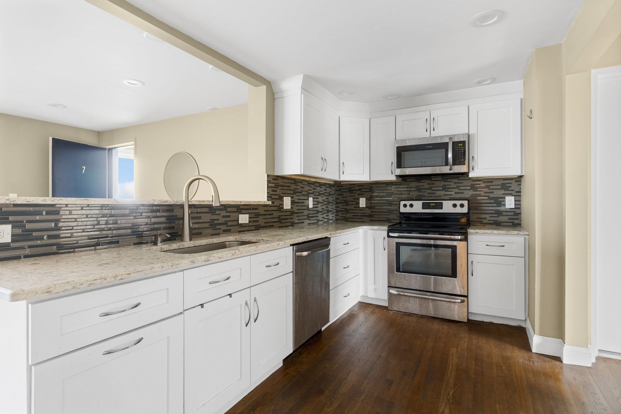 11 Dorchester St #7, Quincy, MA Photo #1