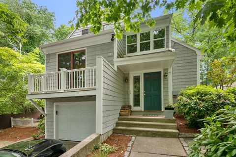 29 Wainwright Rd Winchester MA 01890