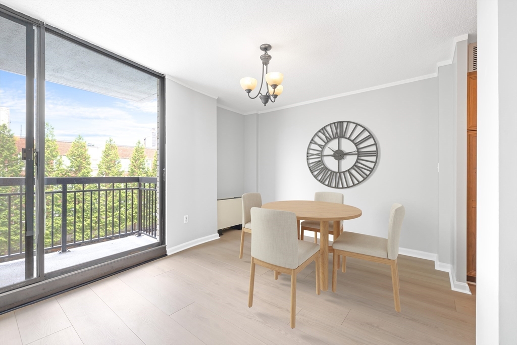 60 Longwood Ave 302
