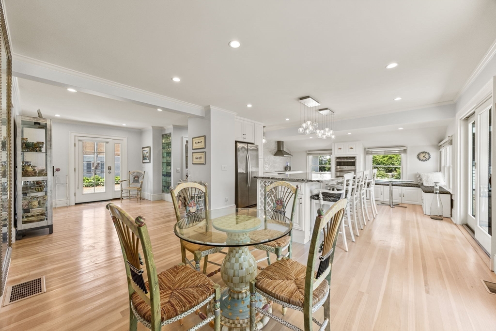 Barnstable, Massachusetts 02655, United States, 4 Bedrooms Bedrooms, ,4 BathroomsBathrooms,Residential,Pending,133979