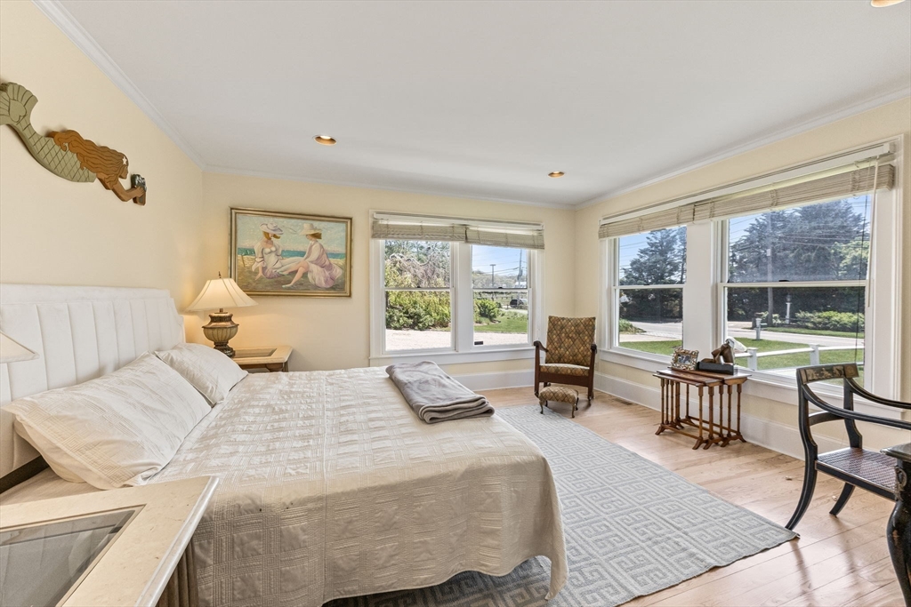 Barnstable, Massachusetts 02655, United States, 4 Bedrooms Bedrooms, ,4 BathroomsBathrooms,Residential,Pending,133979