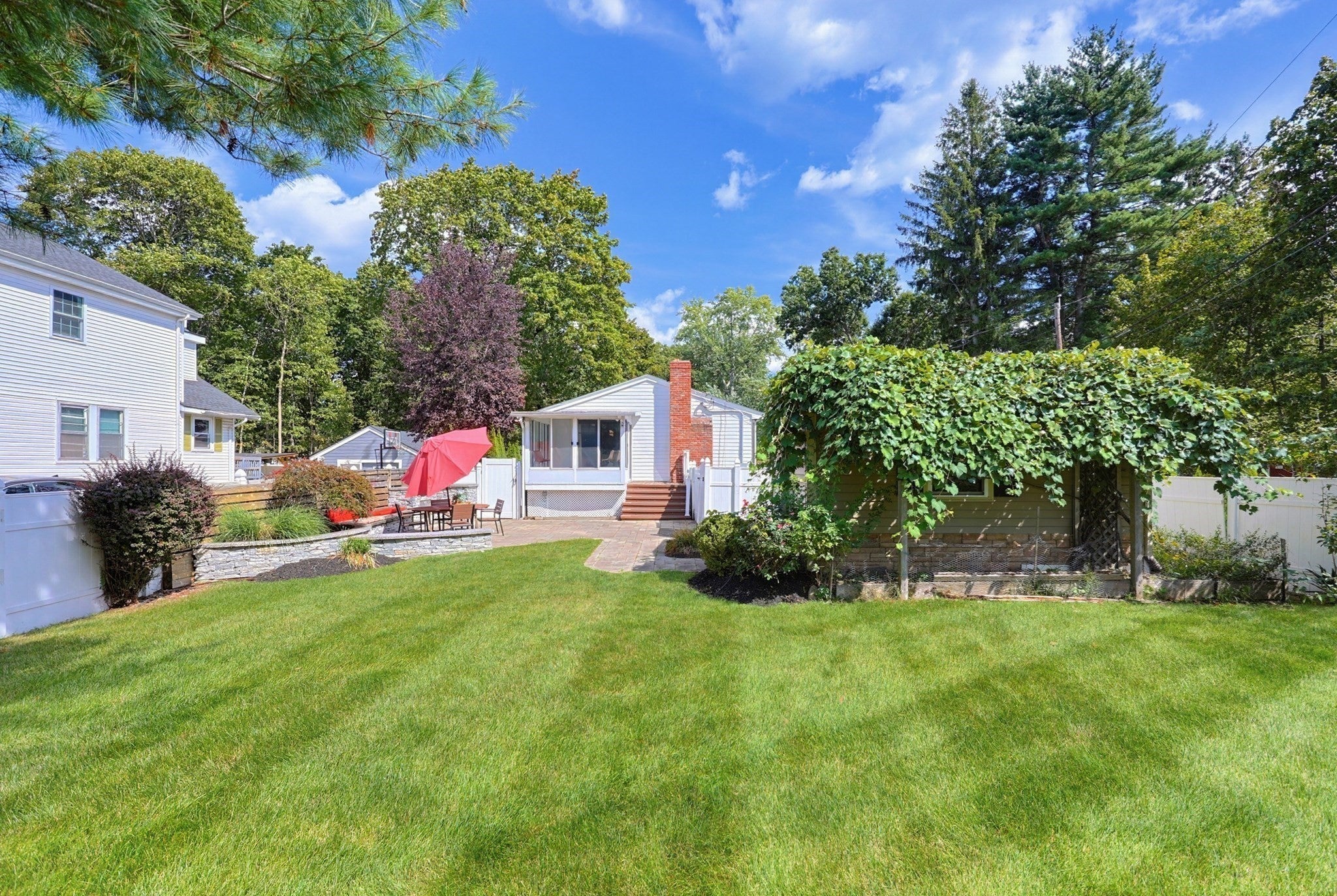 8 Woodland Pkwy, Randolph, MA, 8 Woodland Pkwy, Randolph, MA Photo #30