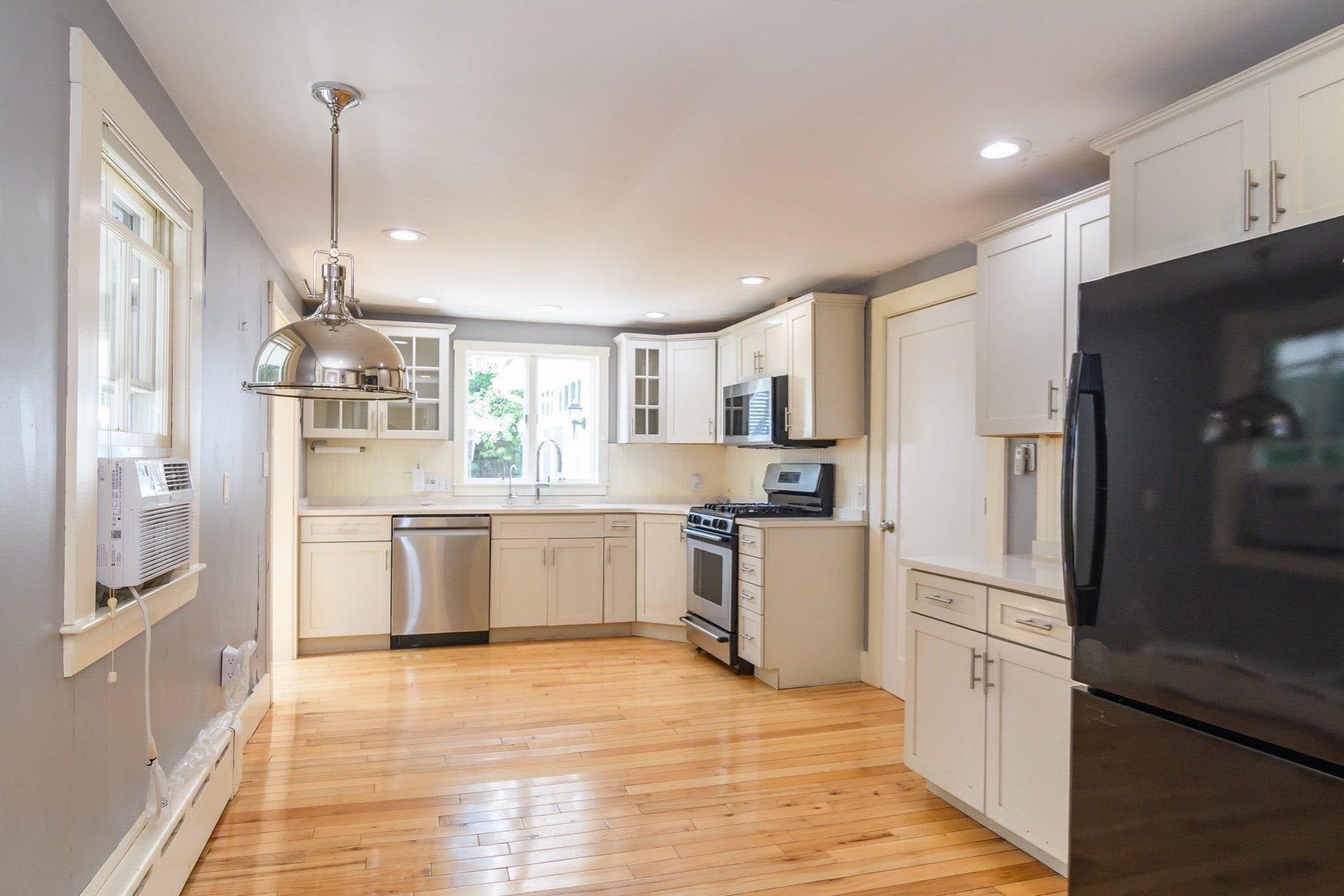 29 Cottage Street, Wellesley, MA Photo #11