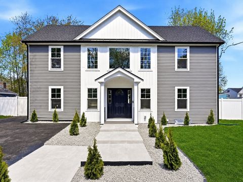 Photo of 8 Boyd Rd, Woburn, MA 01801 (MLS # 73511487)