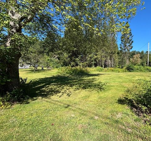 1 Howarth Rd Oxford MA 01540