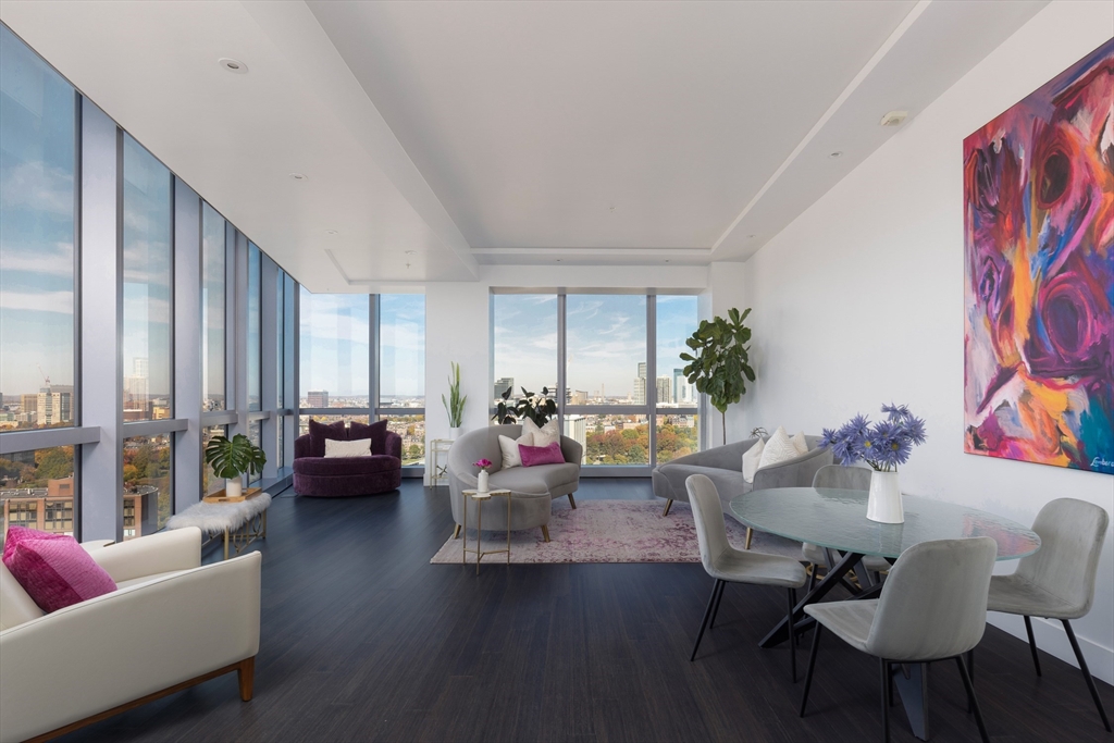 110 Stuart St 21B