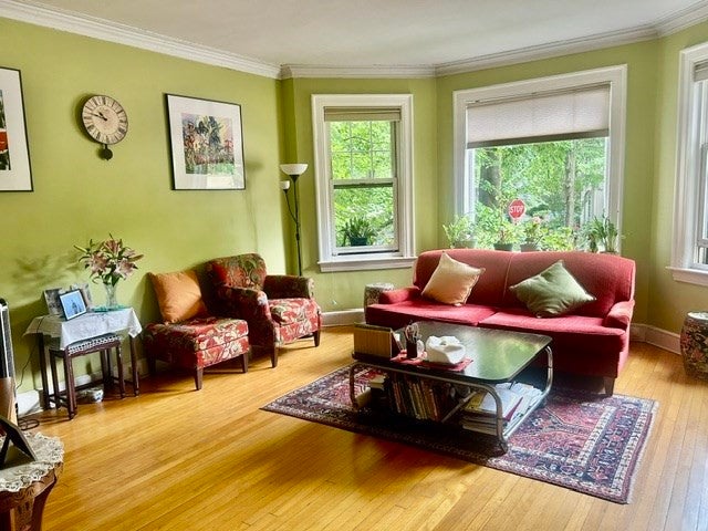 115 Freeman St 1