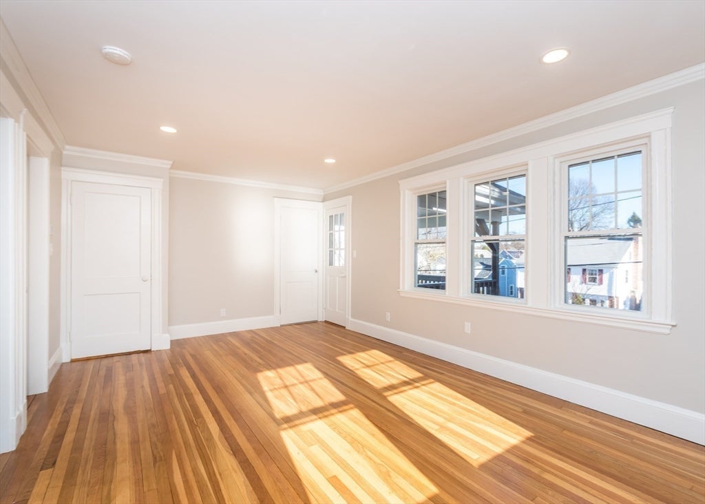 76 Barbara Road #1, Waltham, MA Photo #7