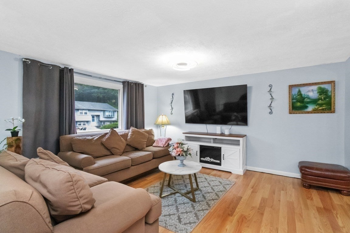30 Lantern Ln, Randolph, MA, 30 Lantern Ln, Randolph, MA Photo #13