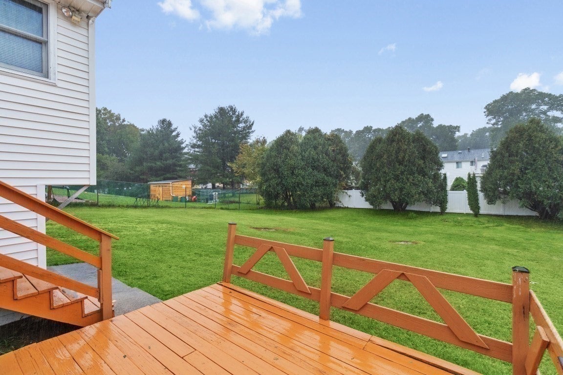 30 Lantern Ln, Randolph, MA, 30 Lantern Ln, Randolph, MA Photo #31