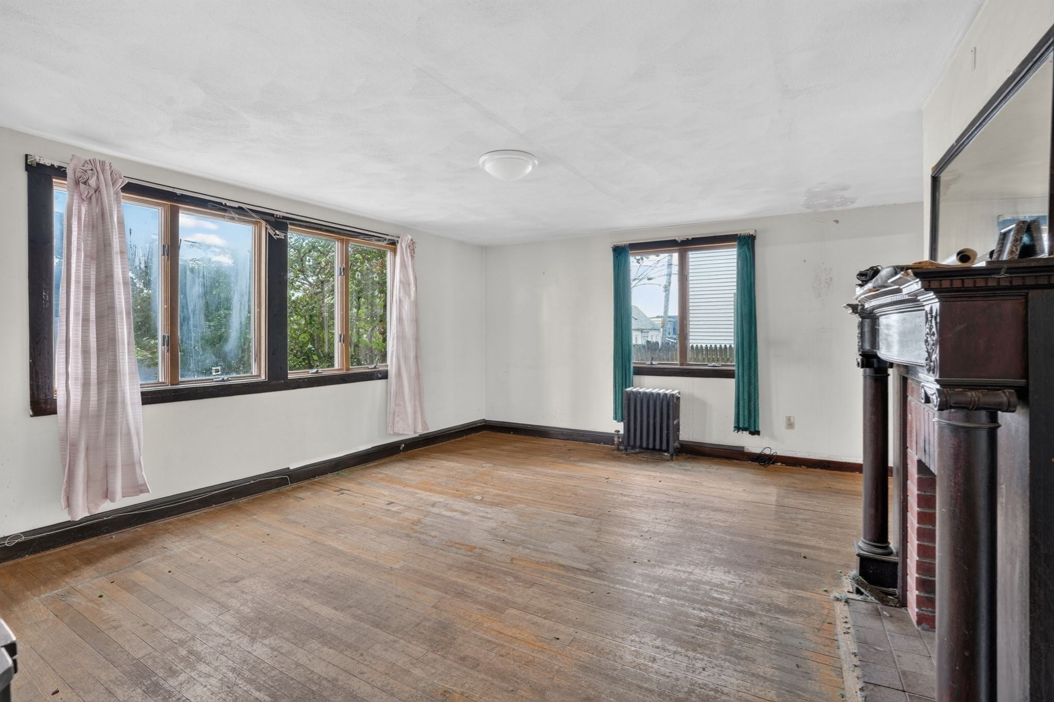21 Sachem St