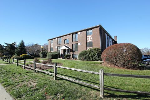 139 King St 304B Franklin MA 02038