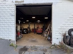 477 Hartford Ave W