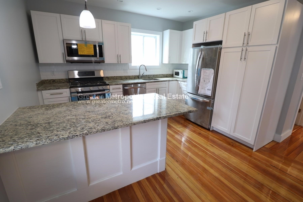 21 Seafoam Ave 3