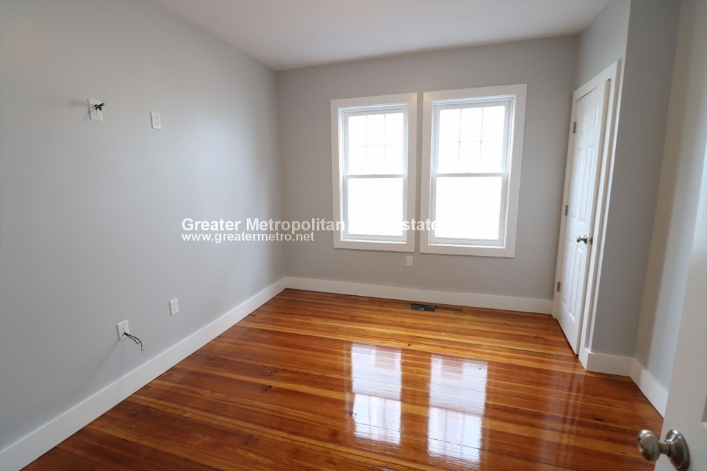 21 Seafoam Ave 3