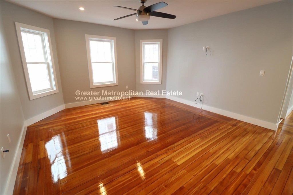 21 Seafoam Ave 3