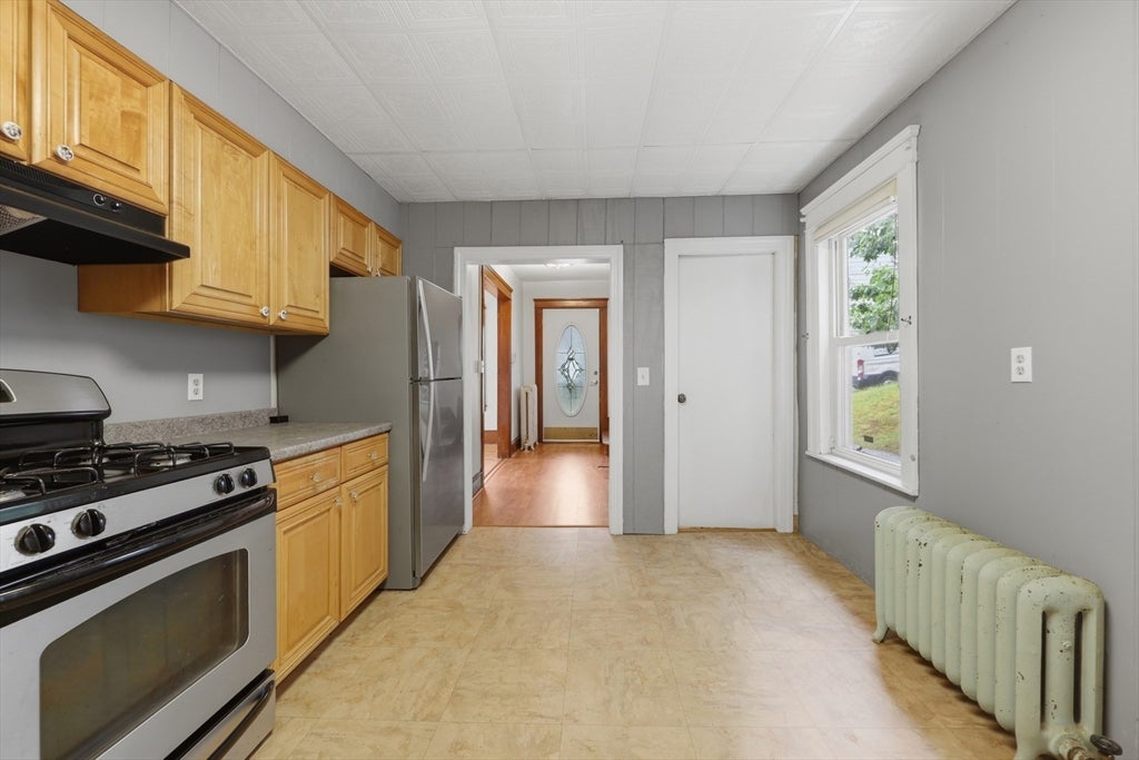 80 Francis Street, Worcester, MA, 80 Francis Street, Worcester, MA Photo #6