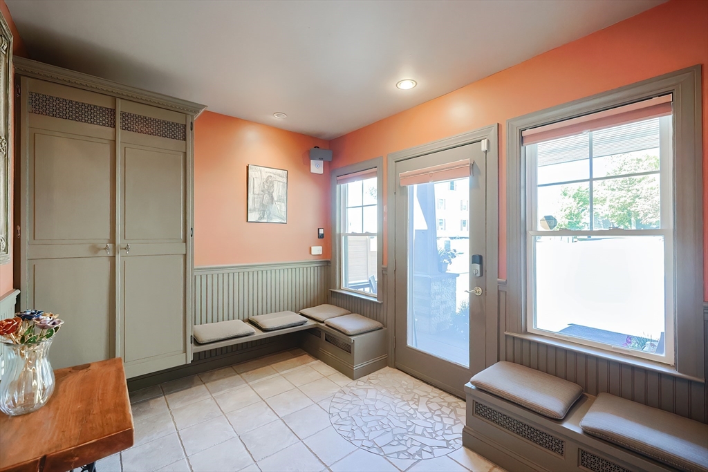 66 Boutelle St