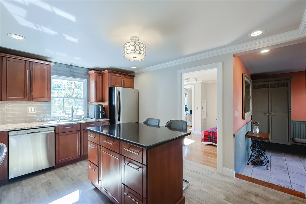 66 Boutelle St