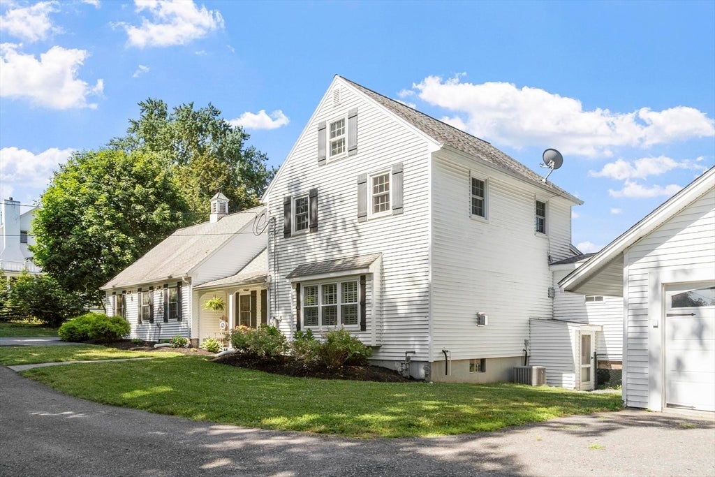 225 Prescott