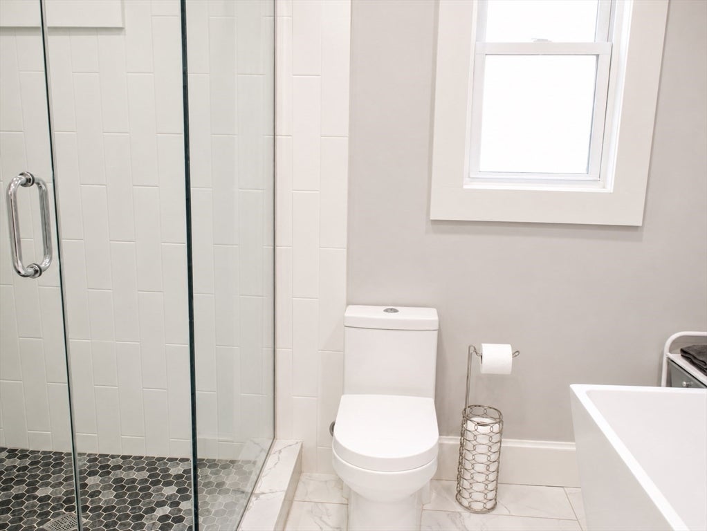 9 Woodward Park St #1, Boston, MA Photo #8