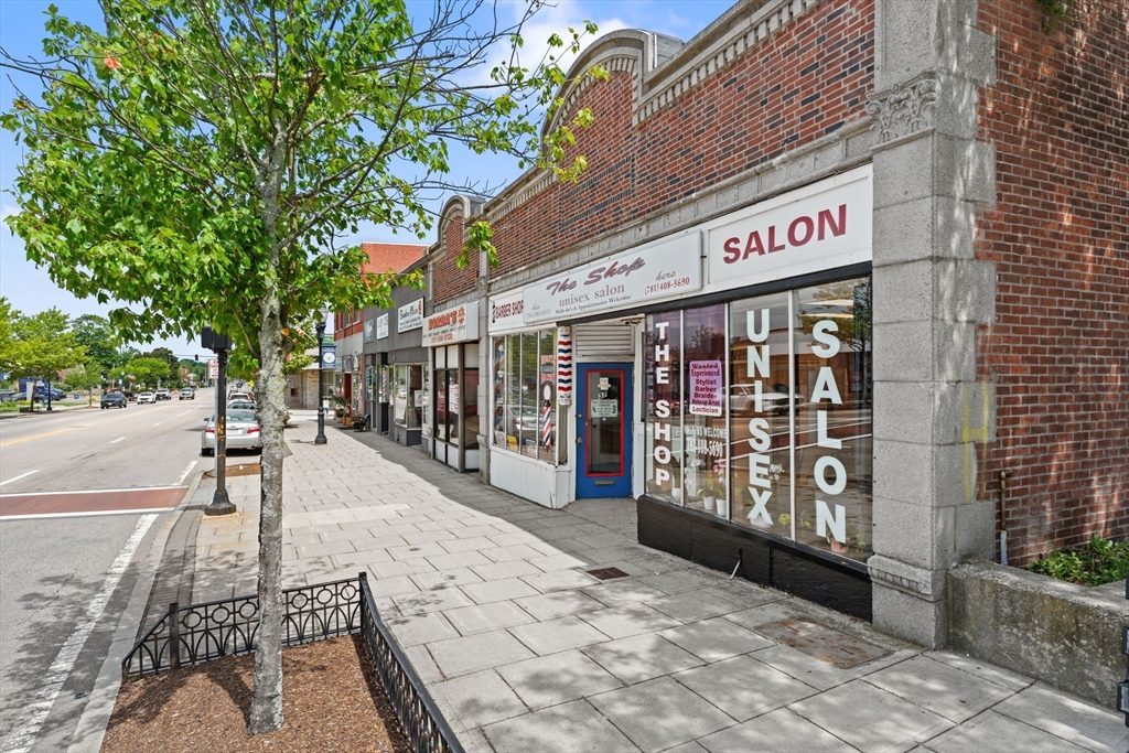 35 N Main St
