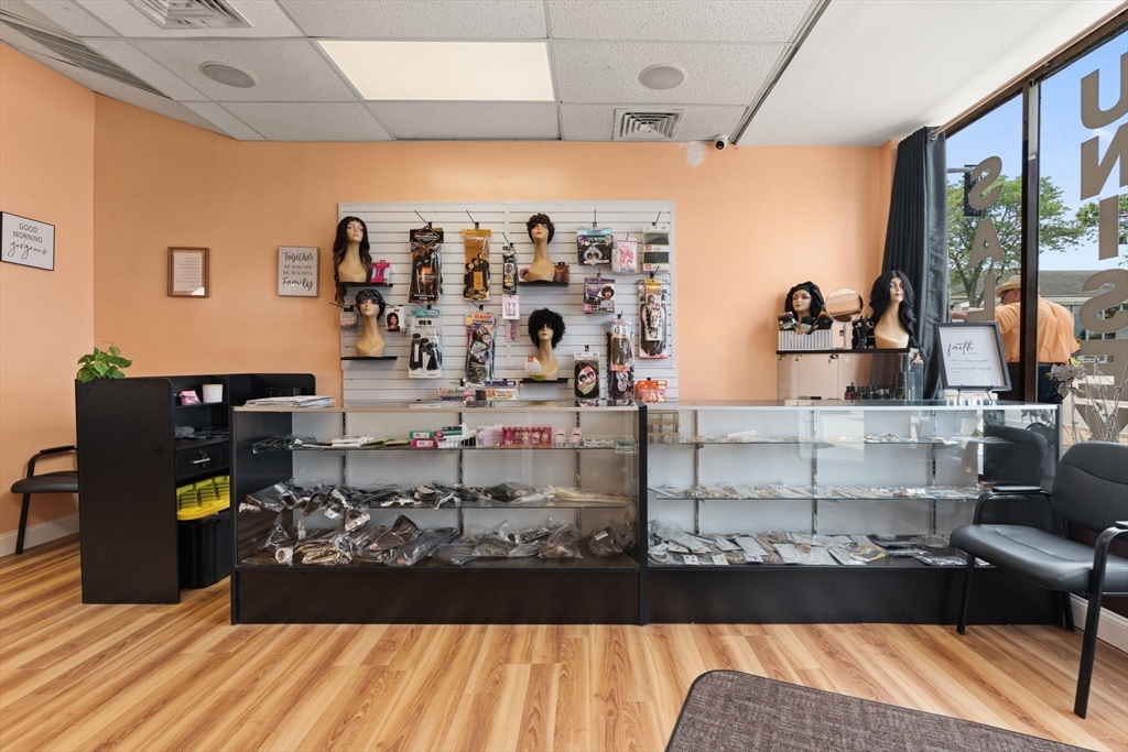 35 N Main St