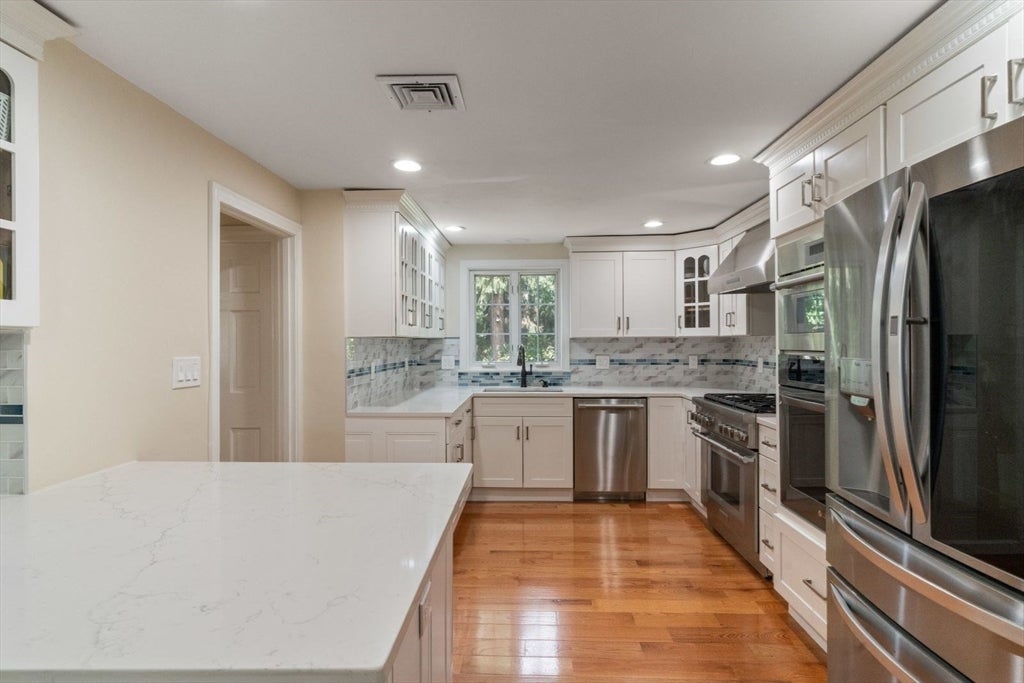 560 Worcester St, Wellesley, MA, 560 Worcester St, Wellesley, MA Photo #12