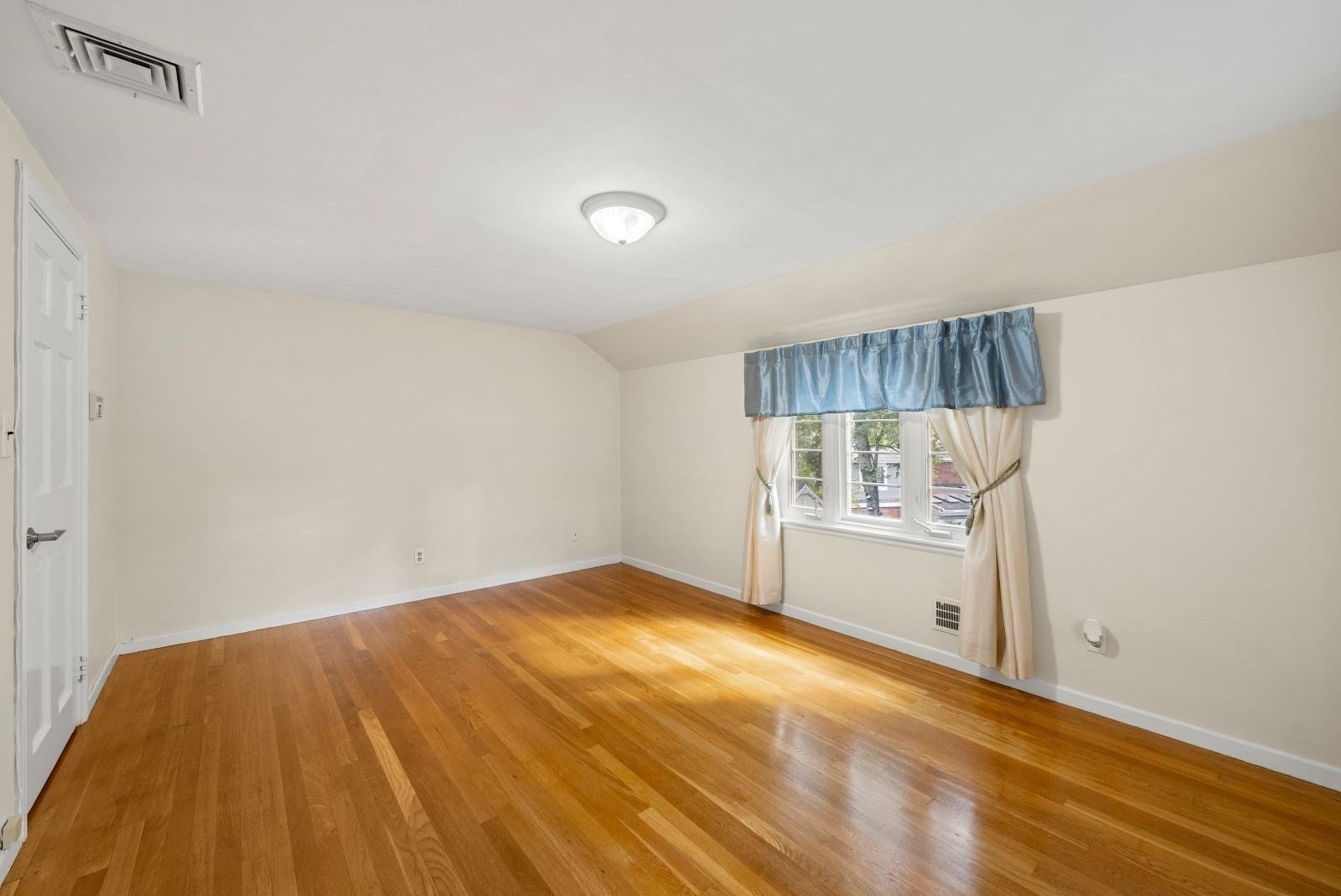 560 Worcester St, Wellesley, MA, 560 Worcester St, Wellesley, MA Photo #32