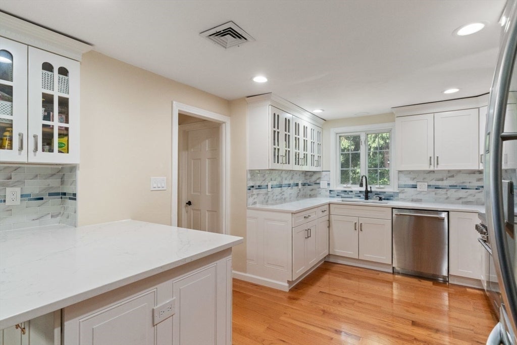 560 Worcester St, Wellesley, MA, 560 Worcester St, Wellesley, MA Photo #13