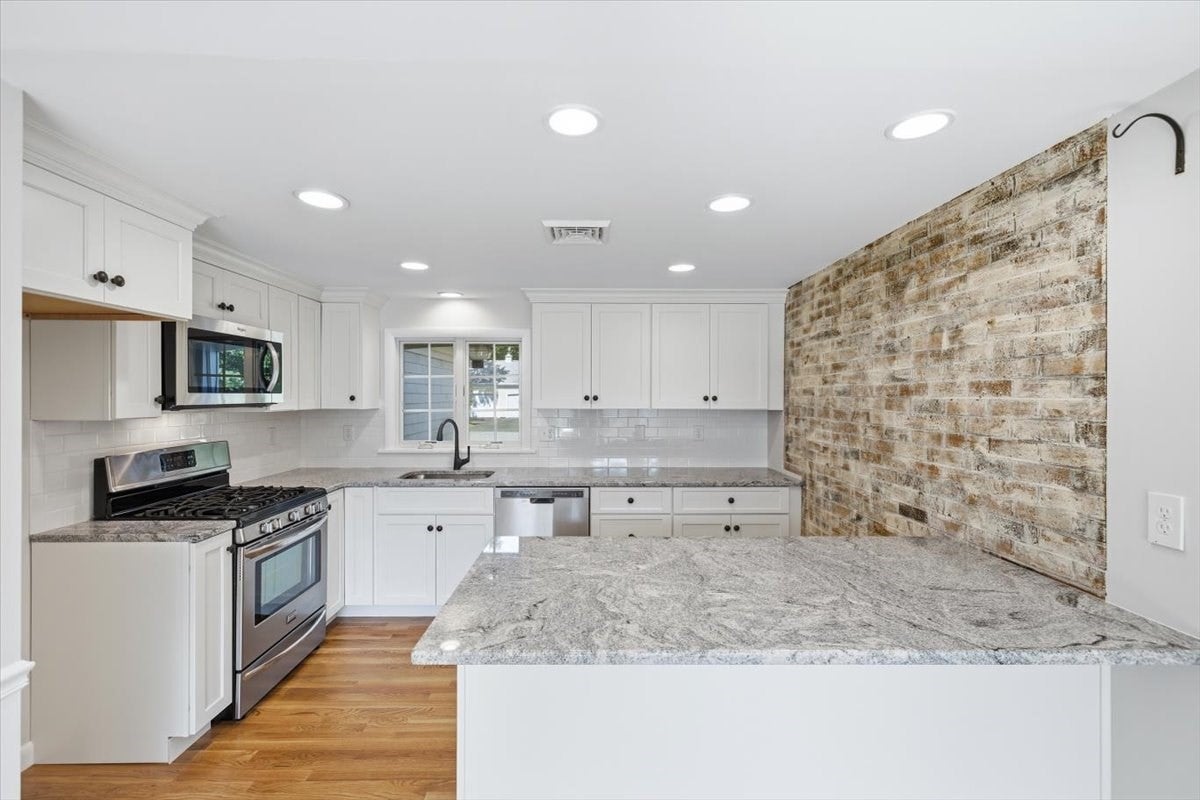 11 Kit Carson Way, Yarmouth, MA, 11 Kit Carson Way, Yarmouth, MA Photo #7
