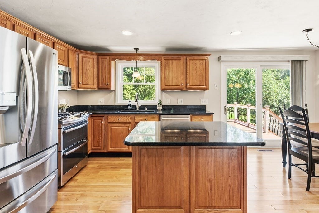 264 Bay Rd, Easton, MA Photo #19