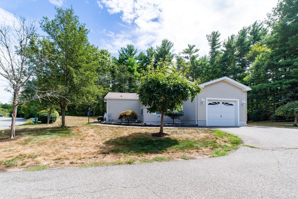 2804 Island Drive