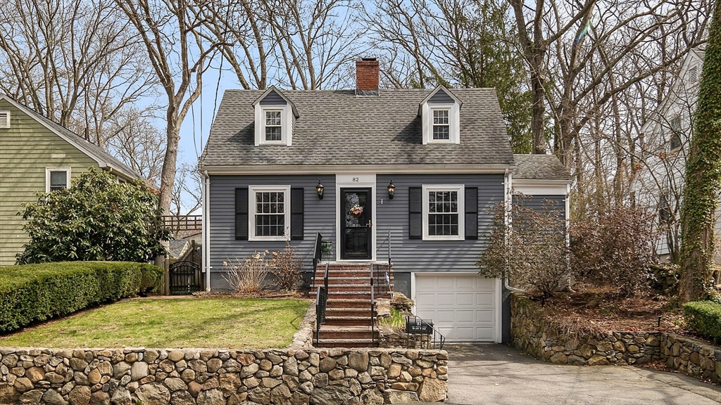 82 Risley Rd