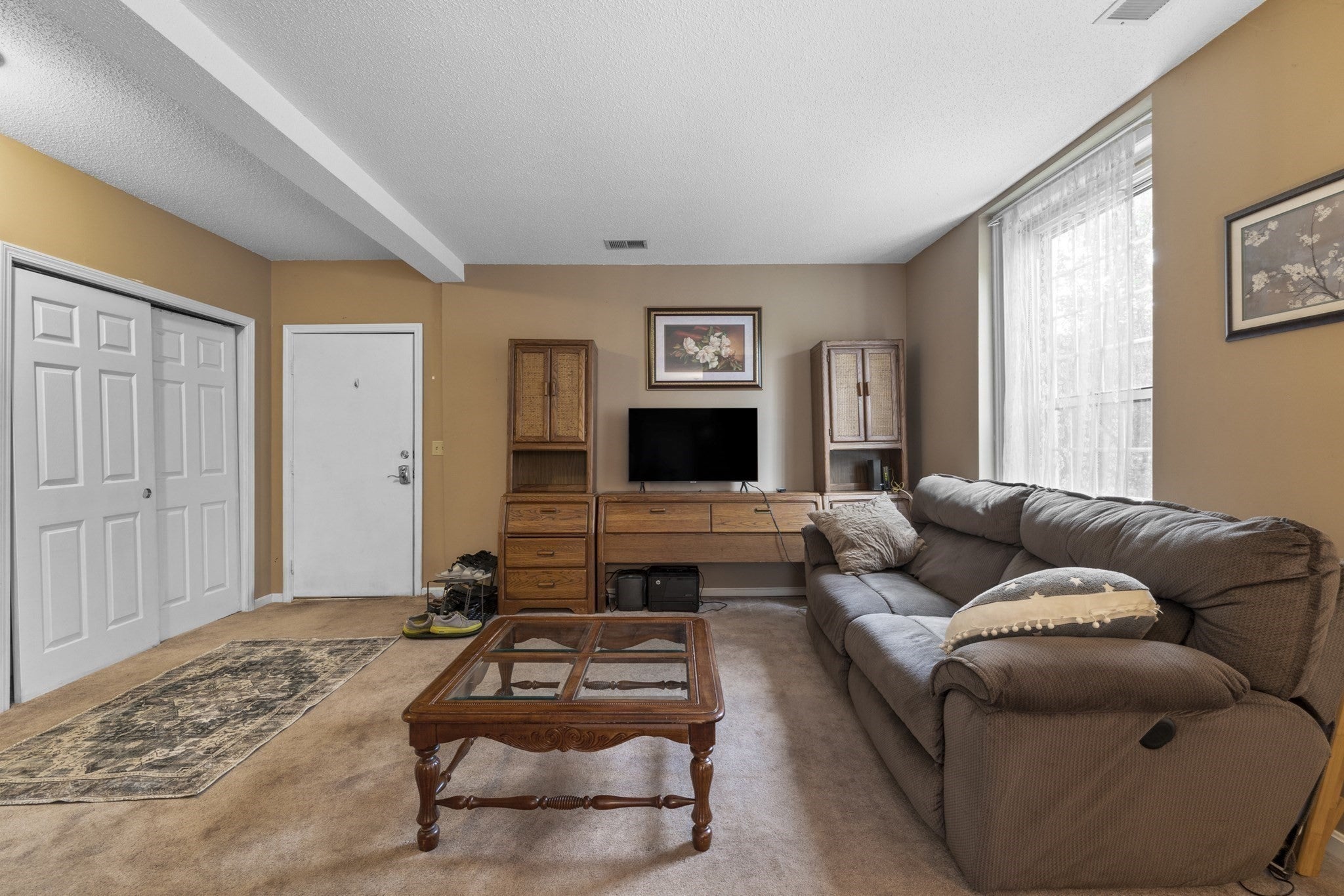 104 Hartford Ave E AVE #1, Uxbridge, MA, 104 Hartford Ave E AVE #1, Uxbridge, MA Photo #8