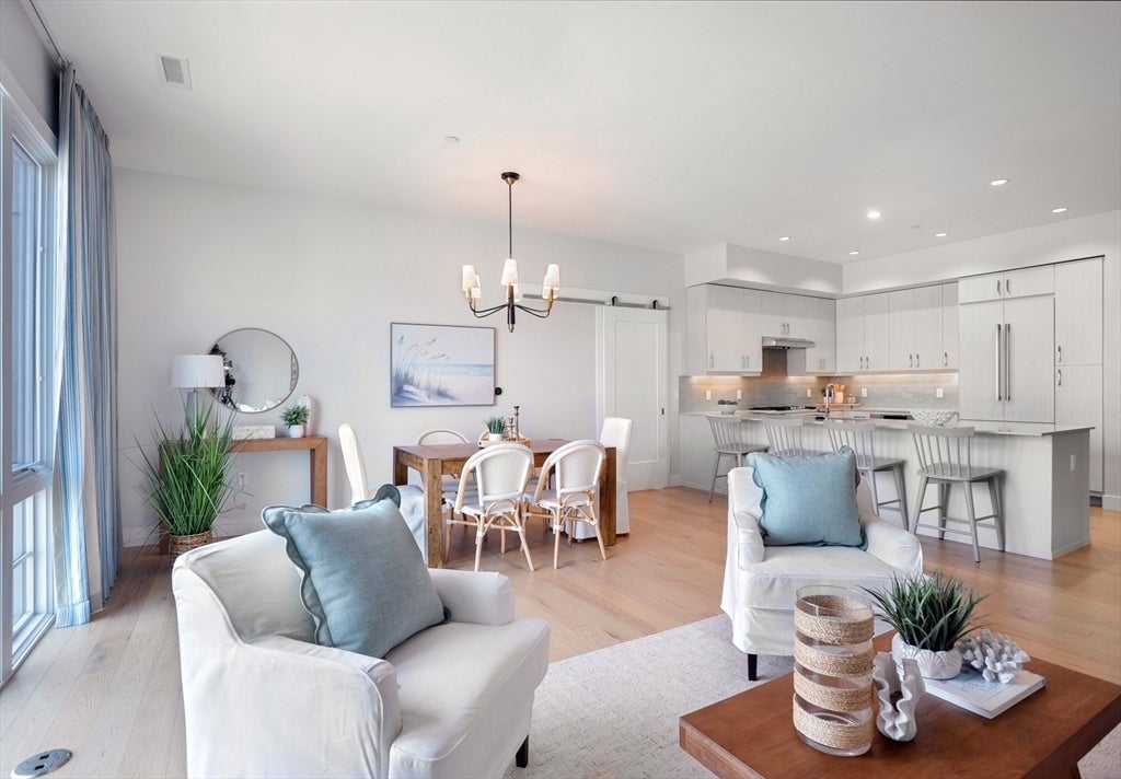 10 Shipyard Drive #317, Hingham, MA, 10 Shipyard Drive #317, Hingham, MA Photo #2