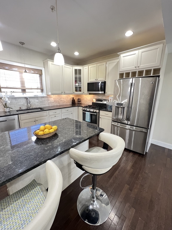 2 N Main St C102