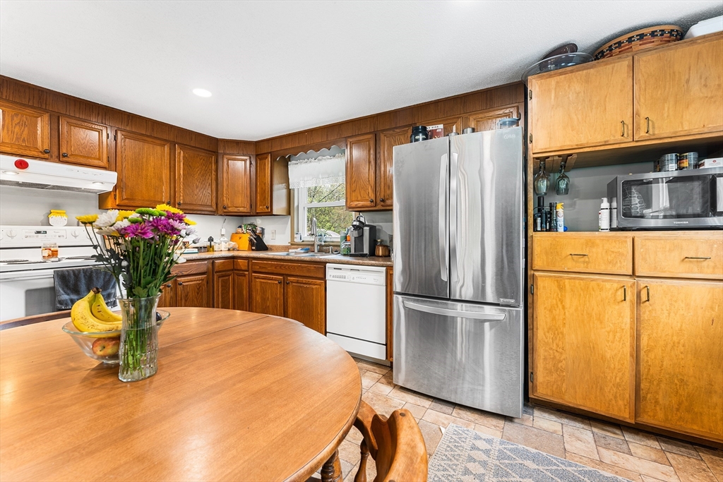 95 Willis Rd, Phillipston, MA Photo #9