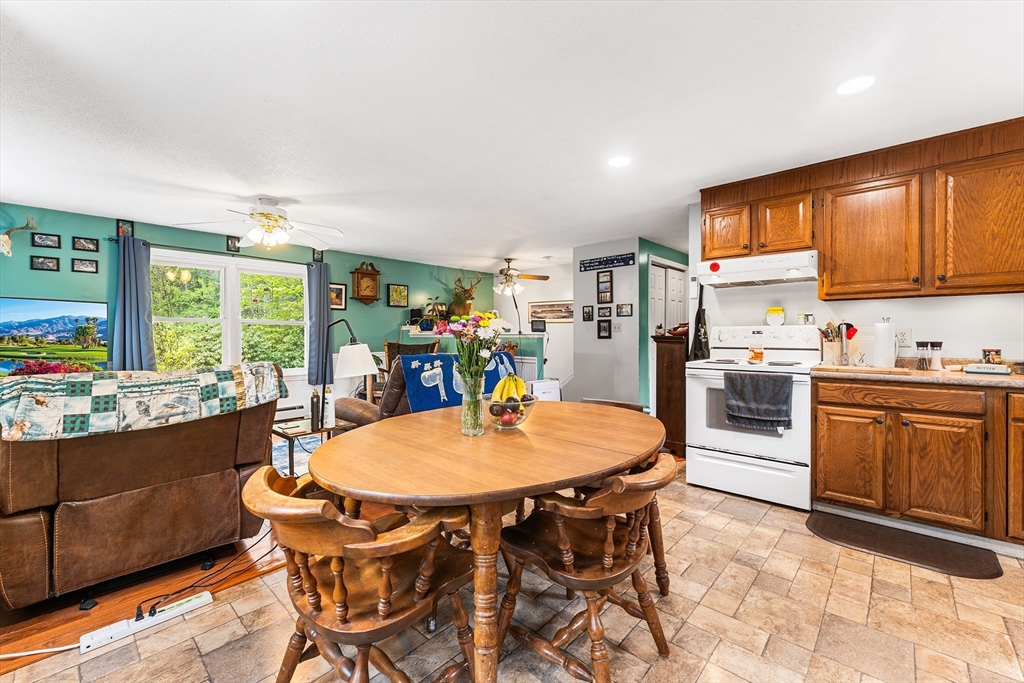 95 Willis Rd, Phillipston, MA Photo #7