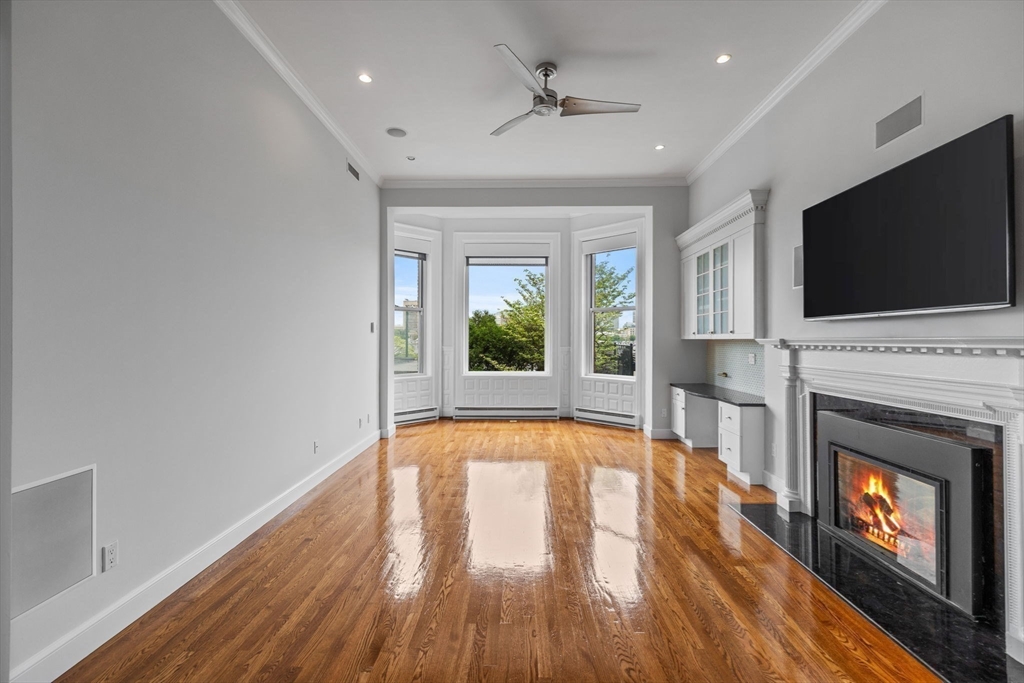 316 Beacon St 1