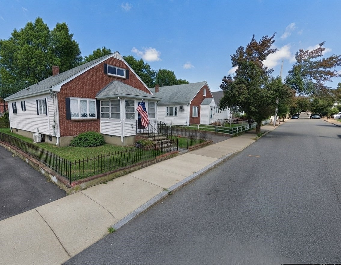 12 Albion Street, Everett, MA Photo #5