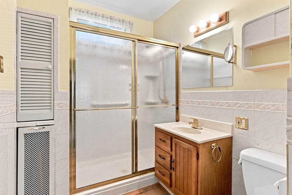 33 Kenwood Ter, Springfield, MA, 33 Kenwood Ter, Springfield, MA Photo #24