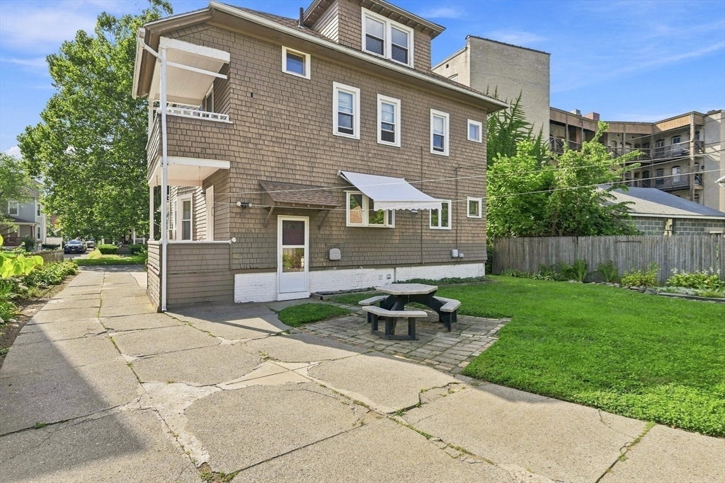 33 Kenwood Ter, Springfield, MA, 33 Kenwood Ter, Springfield, MA Photo #31
